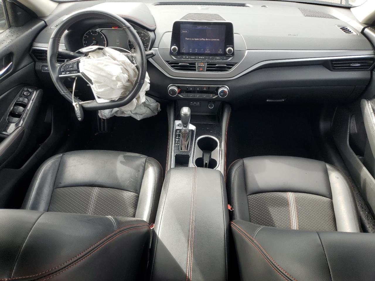 2024 Niss Altima