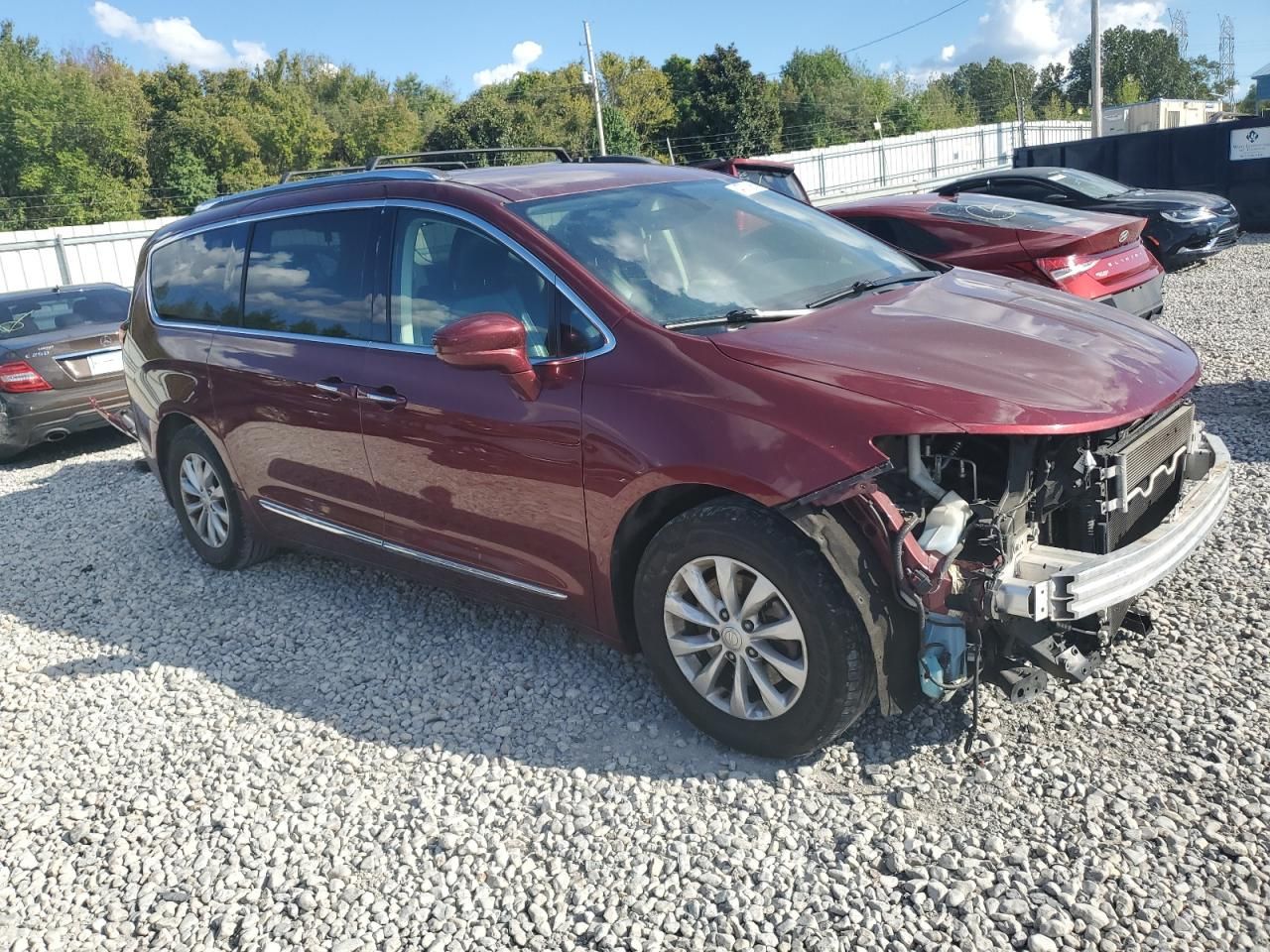 2019 Chrysler Pacifica Touring l