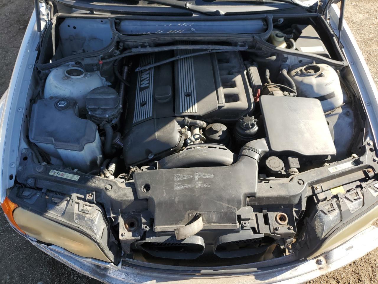 2001 BMW 325 ci