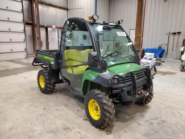 2016 John Deere Gator
