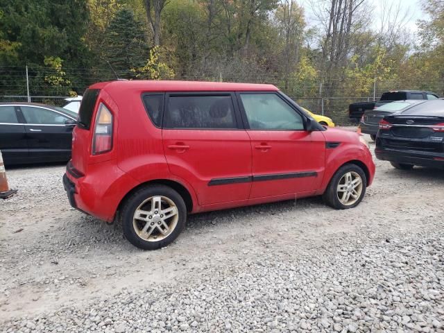 2011 KIA Soul +