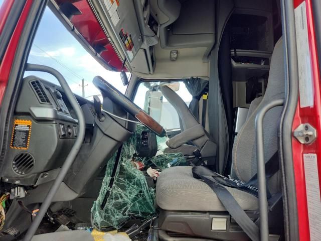 2019 Volvo VNL Semi Truck