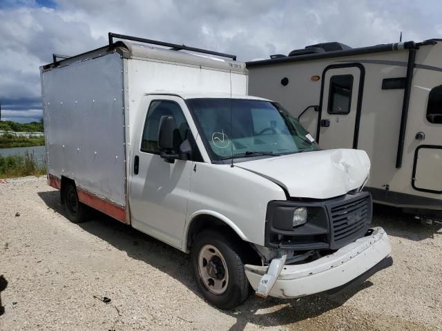 2010 GMC Savana Cutaway G3500
