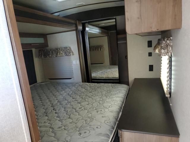2018 Keystone Cougar XLI-Slide-IN Camper