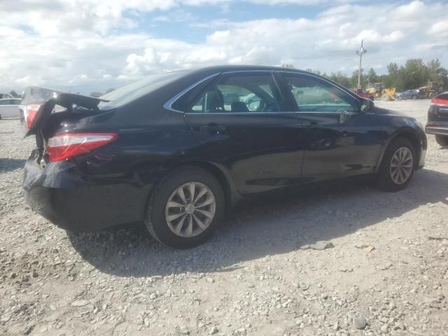 2016 Toyota Camry LE