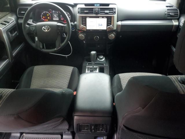 2023 Toyota 4runner SE