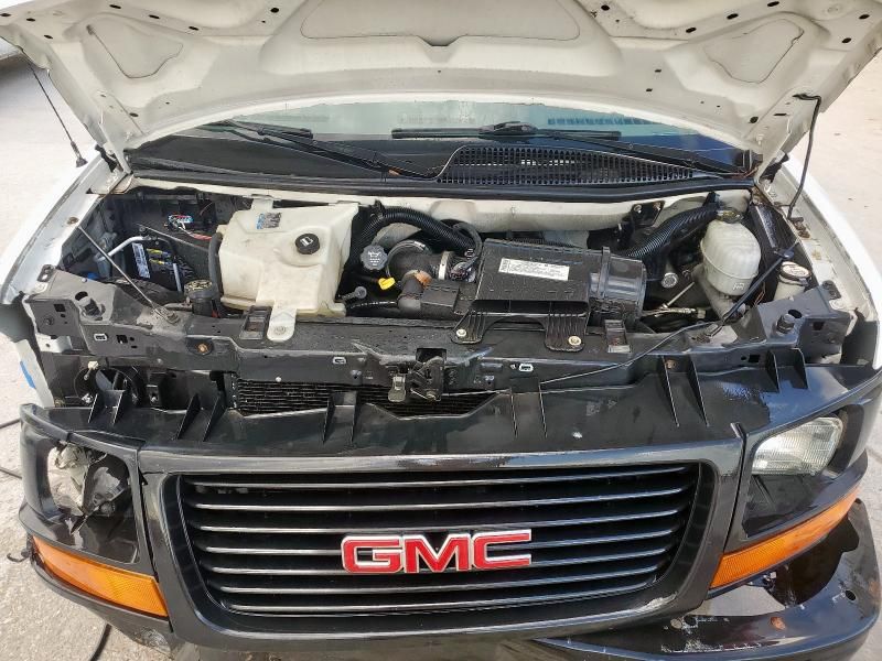 2008 GMC Savana G2500