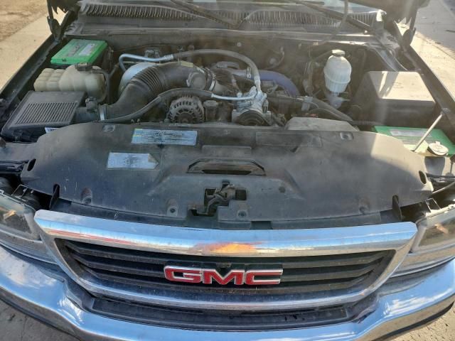 2004 GMC Sierra K2500 Heavy Duty