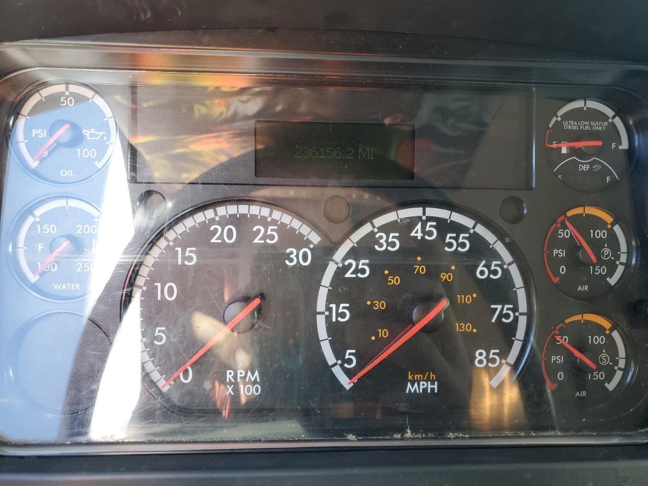 2020 Freightliner M2 106 MED-BOX Truck