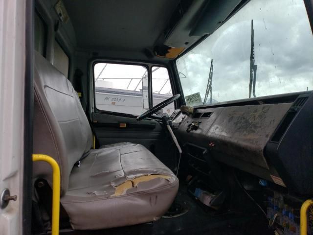 2002 Freightliner Medium Conventional FL70