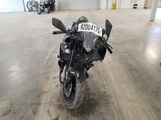 2024 Kawasaki ZX400 S