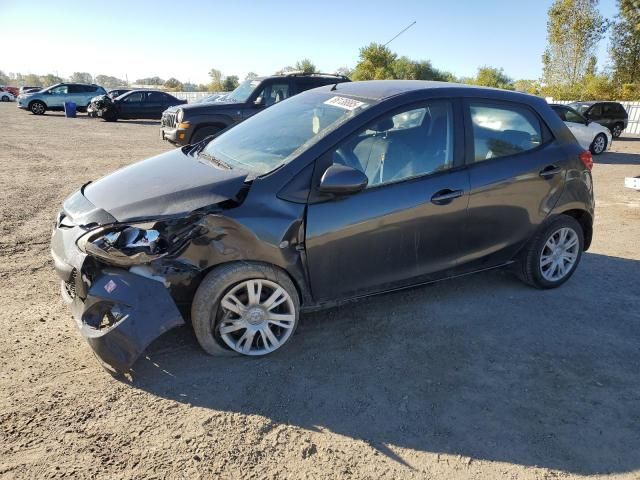 2014 Mazda 2 Sport