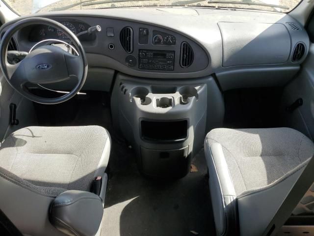 2003 Ford Econoline E250 Van