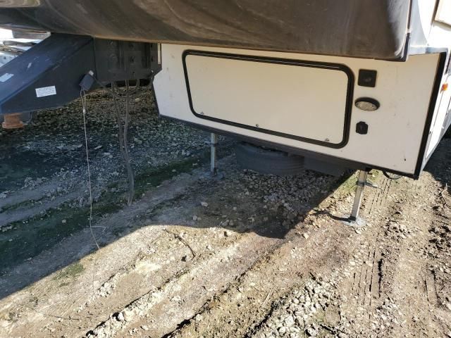 2018 Keystone Trailer