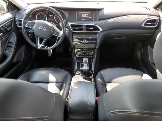 2018 Infiniti QX30 Base