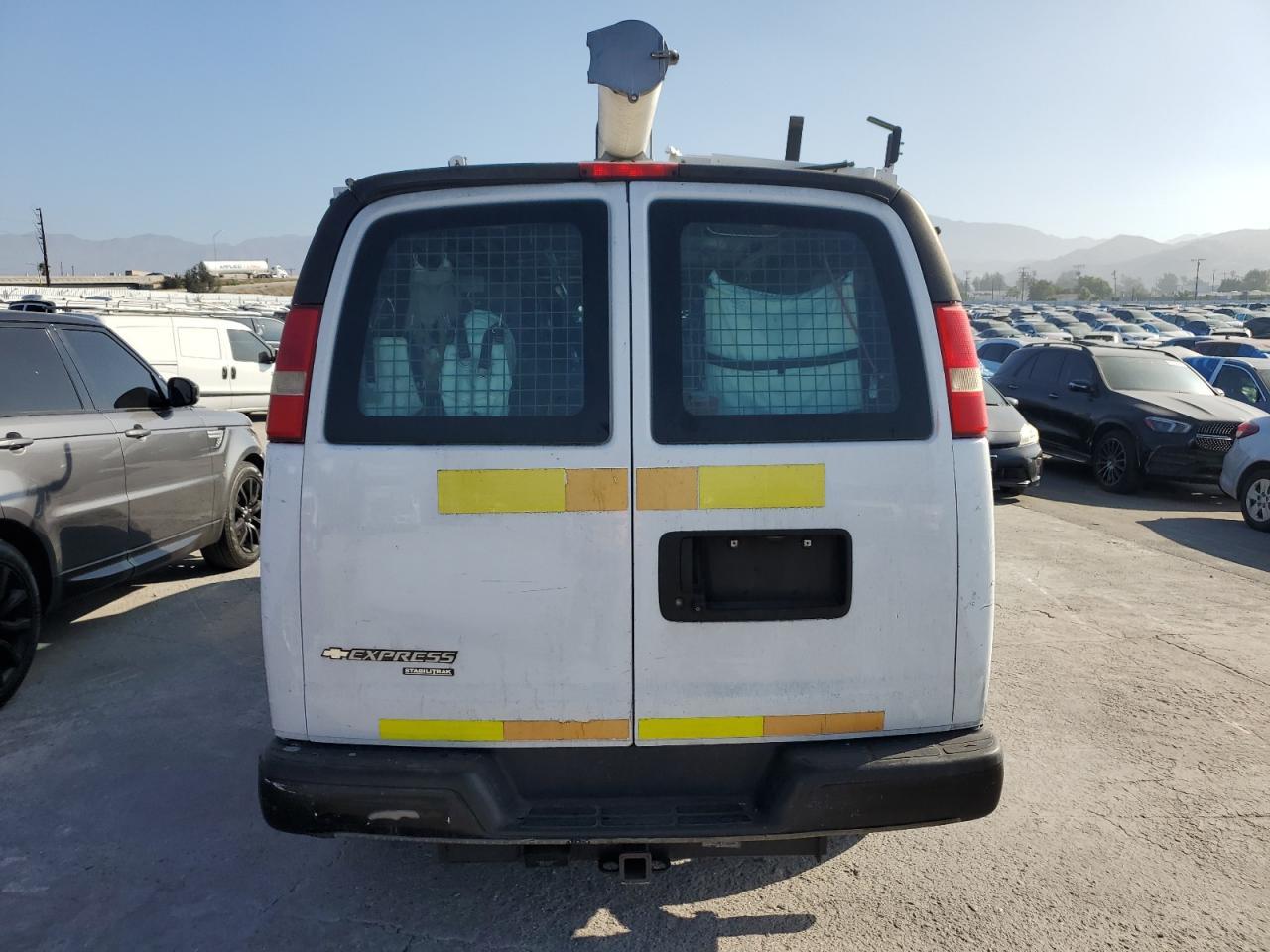 2013 Chev Express G2500