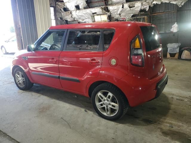 2011 KIA Soul +
