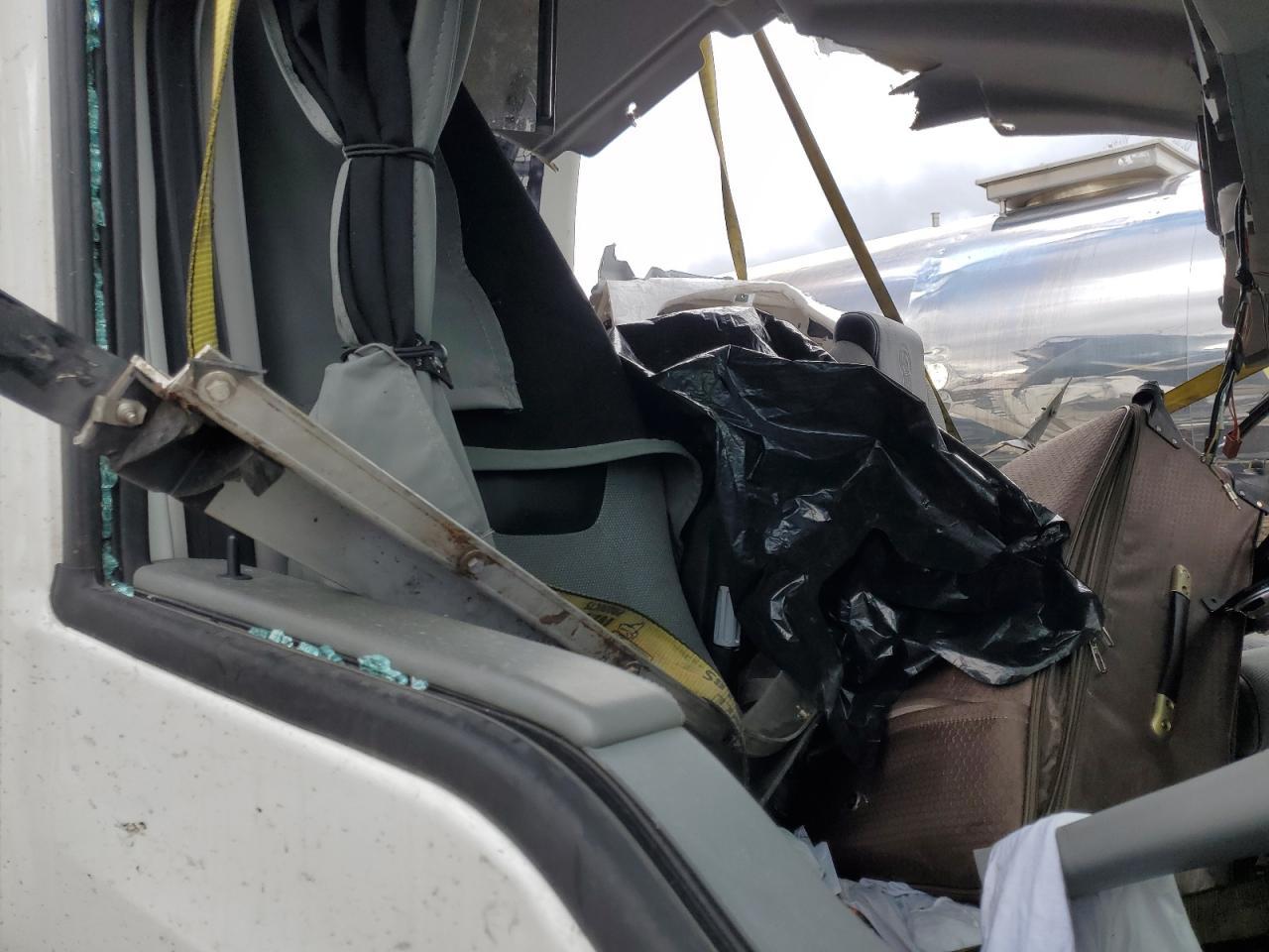 2020 Kenworth T680 Semi Truck