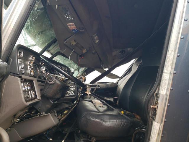 2019 Peterbilt 2016 Peterbilt 389 Semi Truck