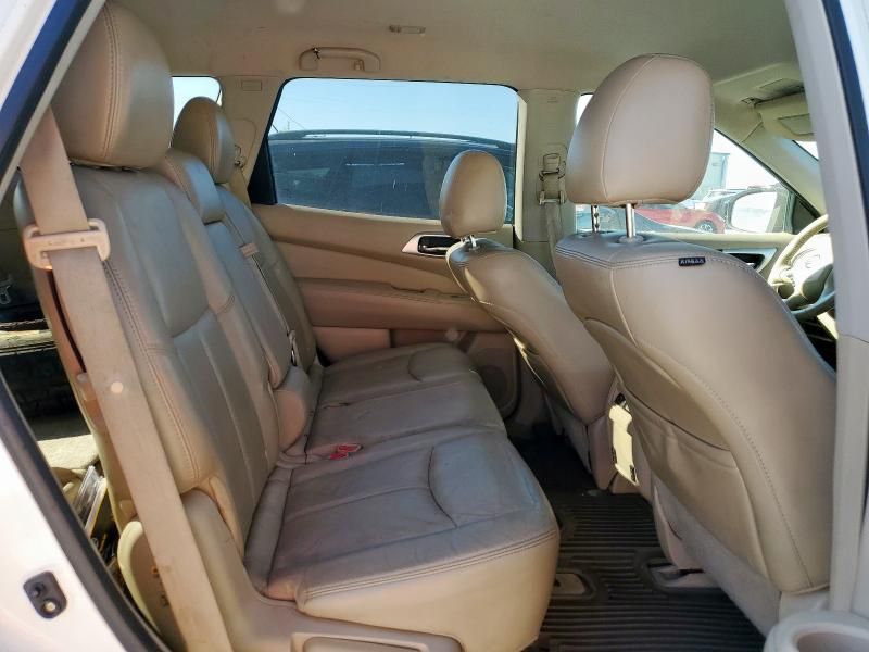 2014 Nissan Pathfinder S