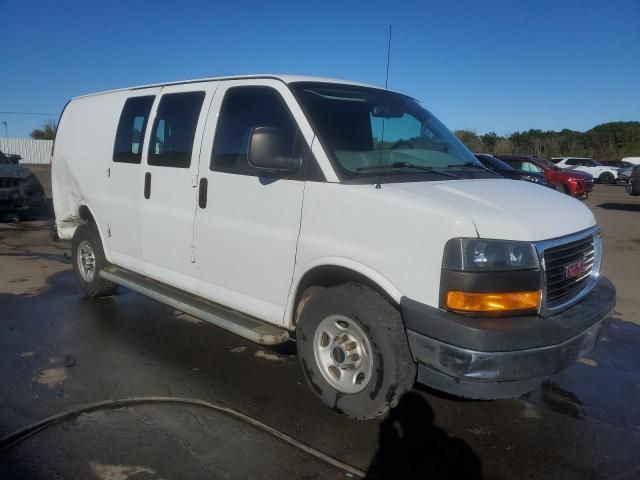 2018 GMC Savana Cargo 2500 13
