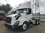 2017 Volvo VNL Semi Truck