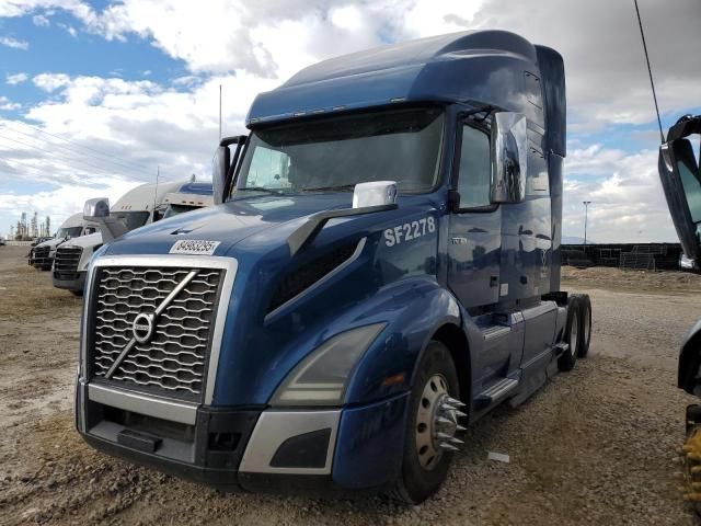 2019 Volvo VNL Semi Truck