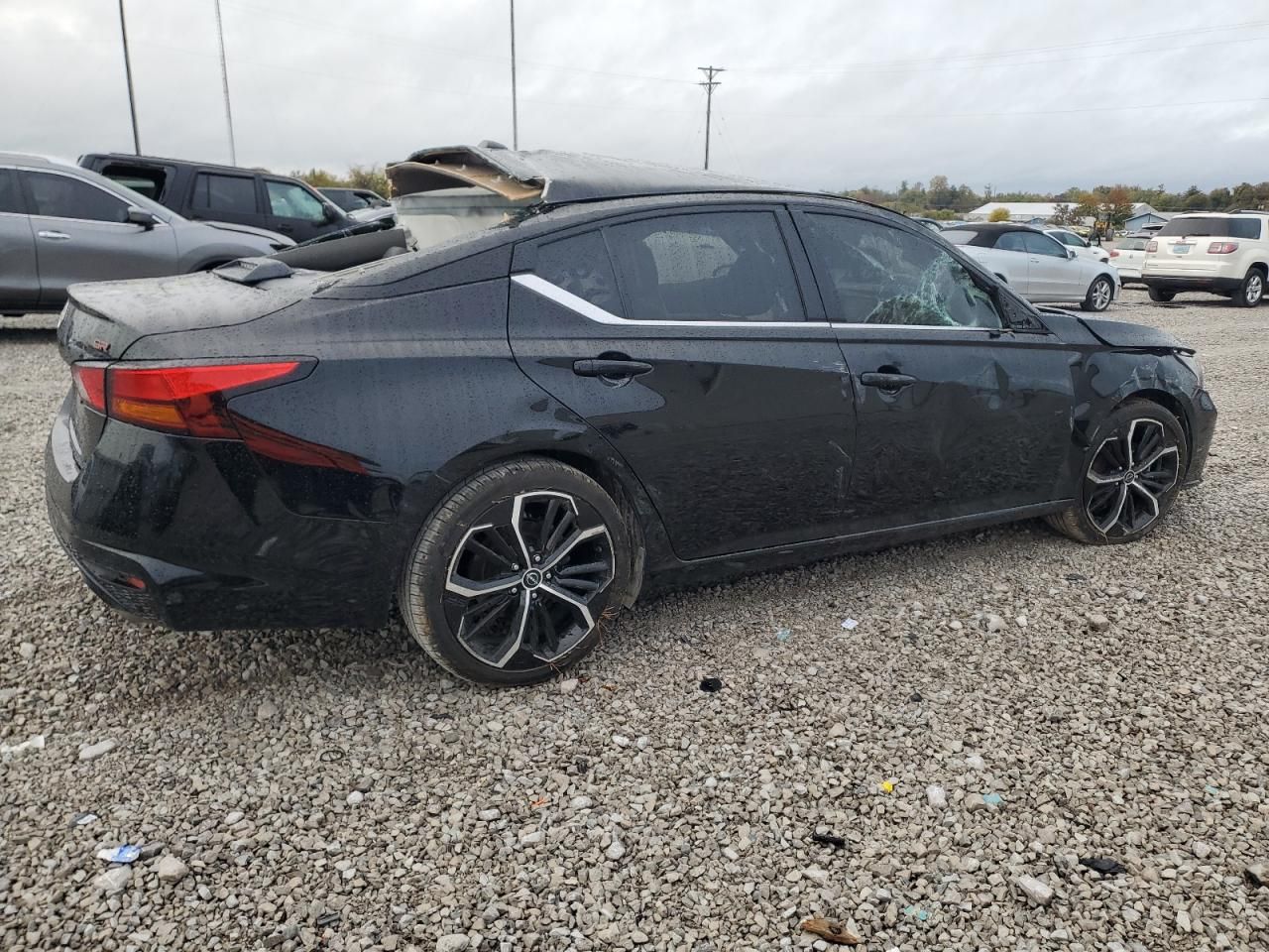 2024 Nissan Altima sr