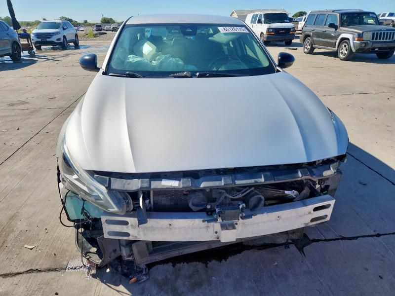 2020 Nissan Altima sr