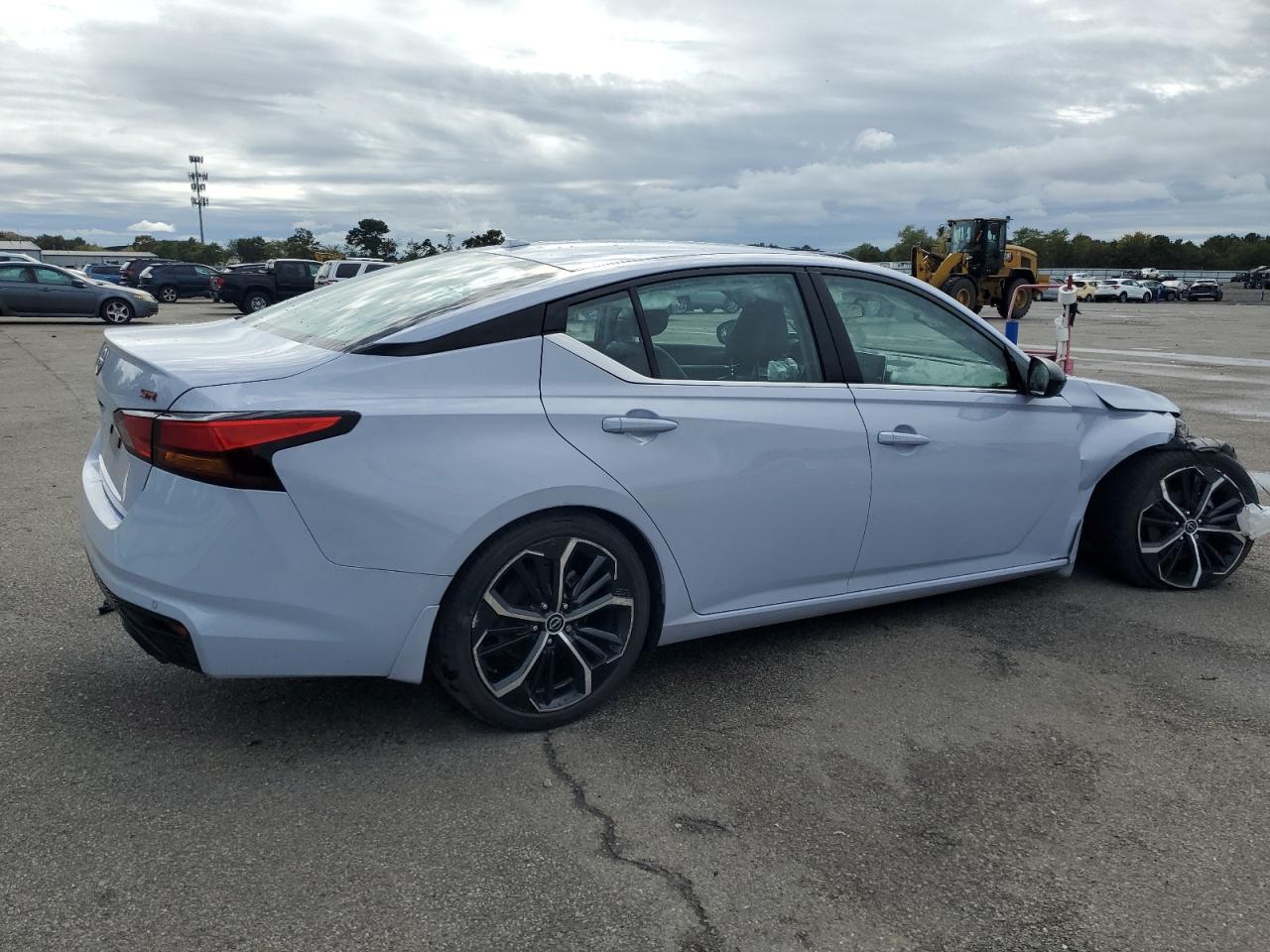 2024 Niss Altima