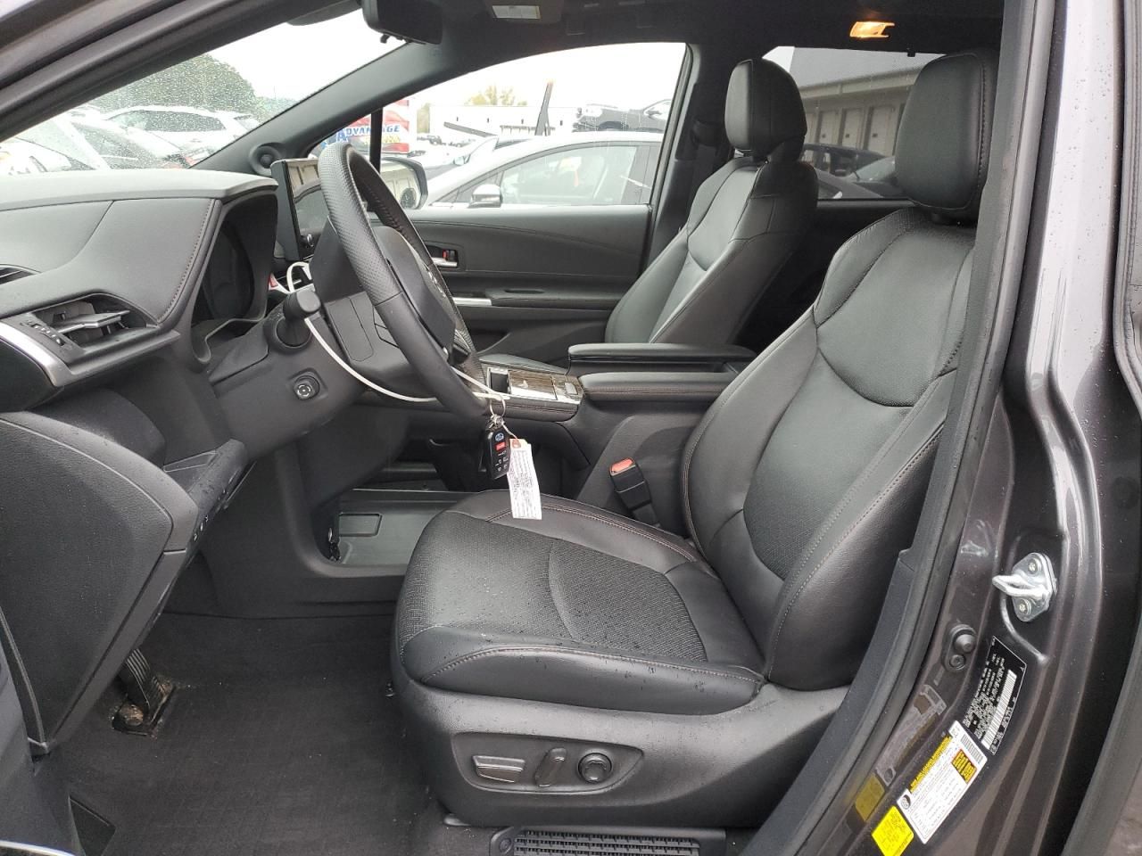 2025 Toyota Sienna Limited