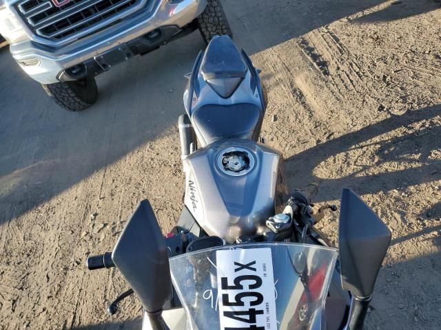 2021 Kawasaki EX400