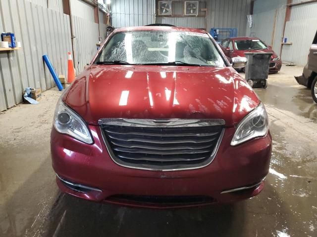 2012 Chrysler 200 Limited