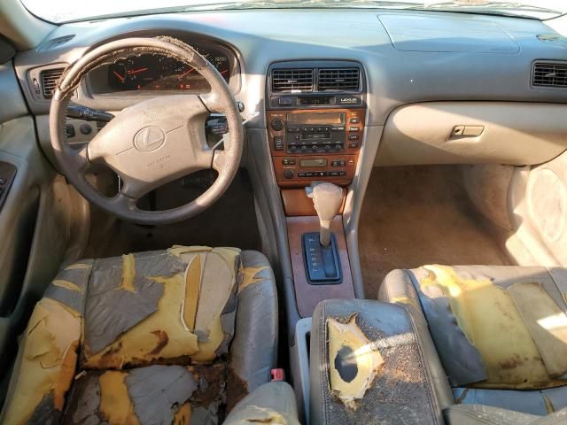 2000 Lexus ES 300