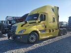 2018 Freightliner Cascadia 126
