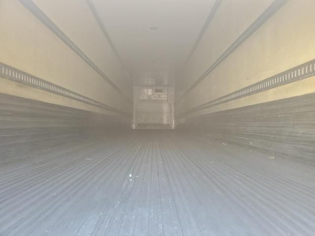 2013 Utility Refer Trailer