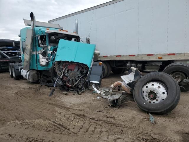 2010 Kenworth T800 Semi Truck