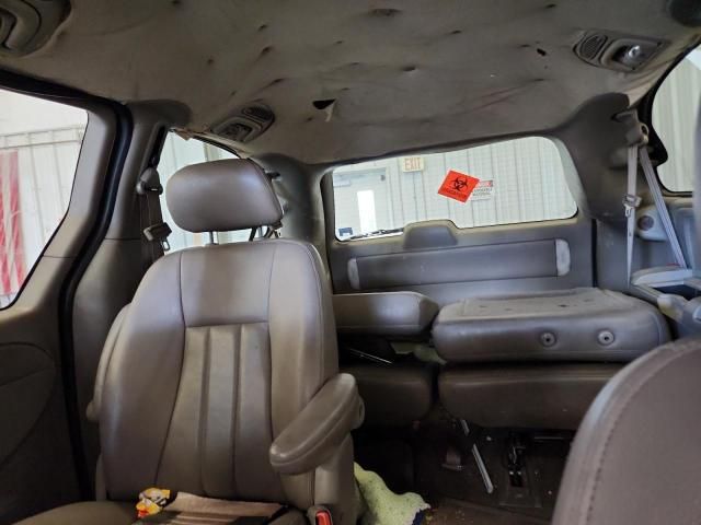 2003 Chrysler Town & Country LXI