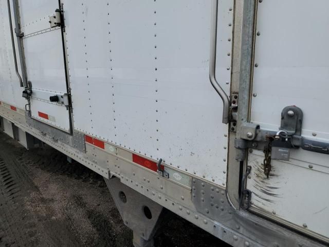 2011 Utility VS2RA Refrigerated Van Trailer