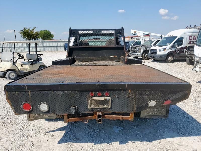 2000 Ford Super Duty F-550 XL