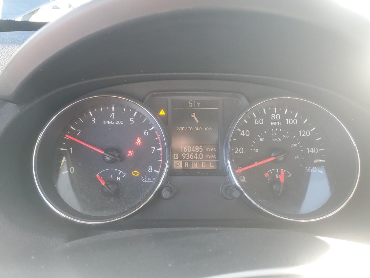 2012 Nissan Rogue s
