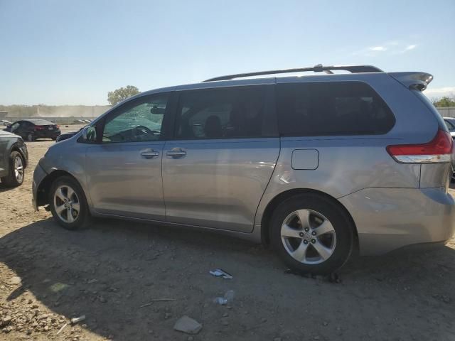 2011 Toyota Sienna LE