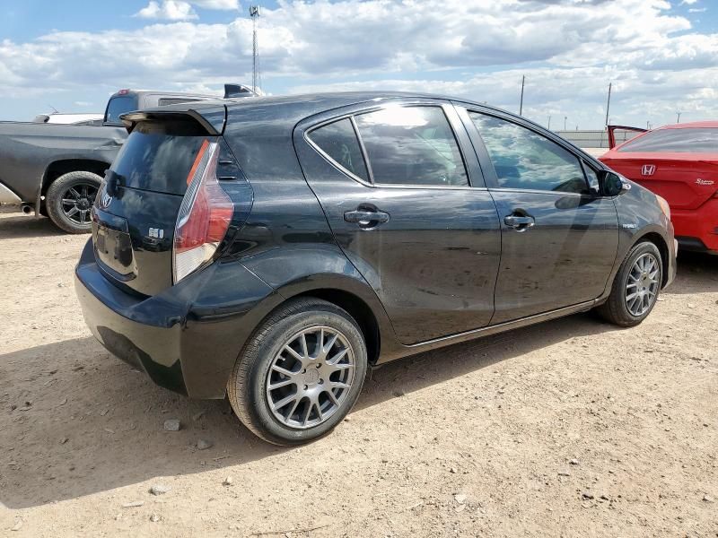 2015 Toyota Prius C