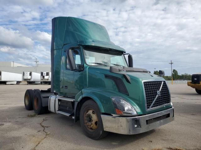 2016 Volvo VNL Semi Truck