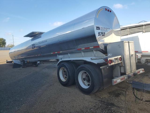 1998 Walker Tank Trailer