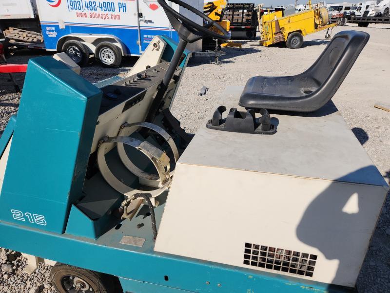 1998 Tennant 215 Sweeper