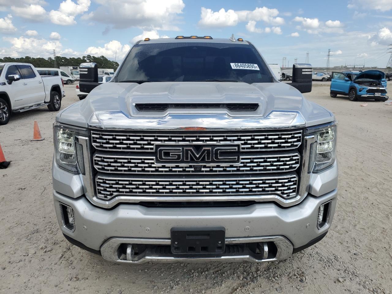 2023 GMC Sierra
