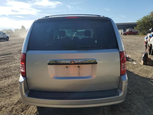 2008 Chrysler Town & Country LX