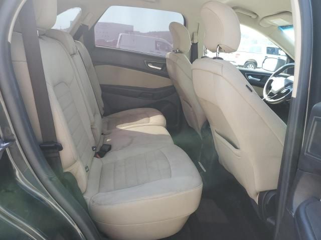 2015 Ford Edge SE
