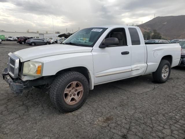 2005 Dodge Dakota SLT